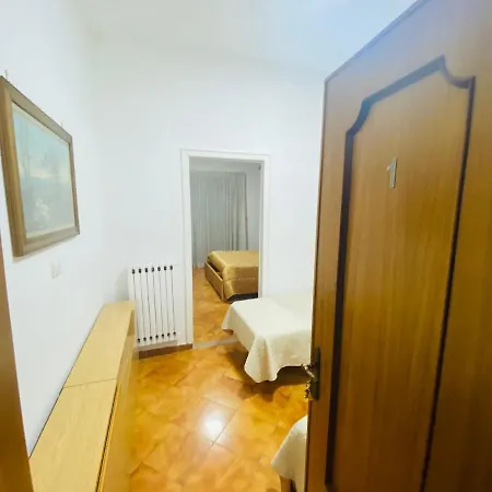 B&B Les Fontaines Pompei Bed & Breakfast 2*