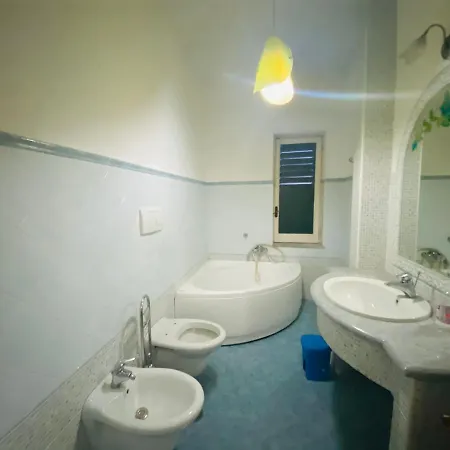 B&B Les Fontaines Pompei Bed & Breakfast 2*